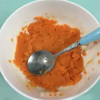 Make Colour soup round step 1