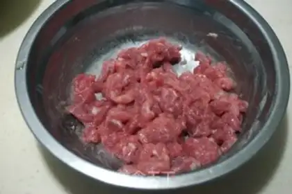 Make Beef garlic tofu step 1