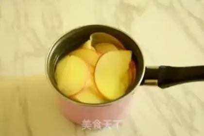 Make Rose apple pie step 4
