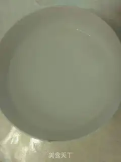 Make Lotus spoon chocolate step 1