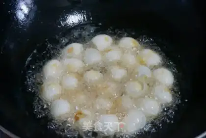 Make Fish quail eggs step 1