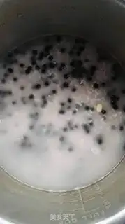 Make Black bean rice step 0