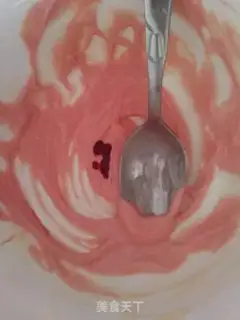 Make Lotus spoon chocolate step 7