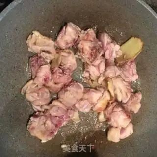 Make Xinjiang chicken step 2