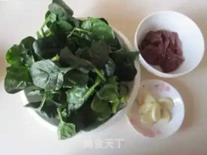 Make Pork and spinach step 0