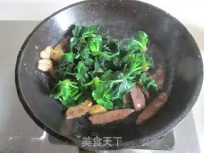 Make Pork and spinach step 5