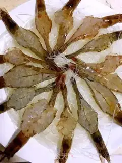 Make Garlic back shrimp step 4