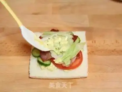 Make Egg bacon salad sandwich step 11