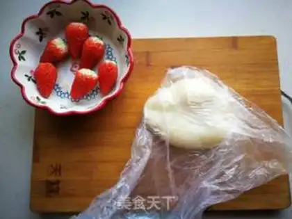 Make Strawberry Dafu step 5