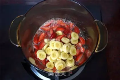 Make Banana strawberry jam step 7