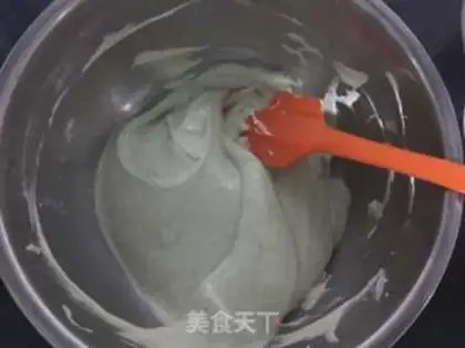 Make Six inches of black mixen cake step 9