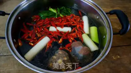 Make Spicy pig hoof step 12