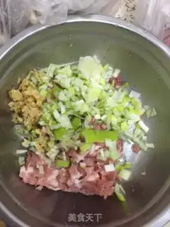 Make Henan rolls step 0