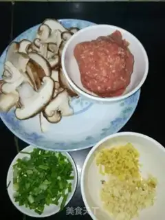 Make Meatloaf mushrooms and fried fans step 1