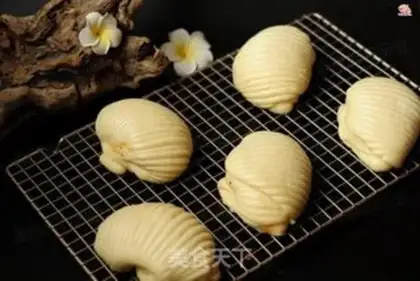 Make Shell rolls step 12