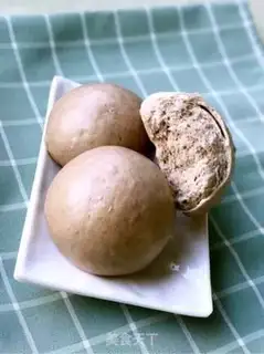 Make Two black whole wheat buns step 6