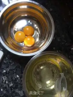 Make Strawberry cream rolls step 0