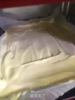 Make Strawberry cream rolls step 3