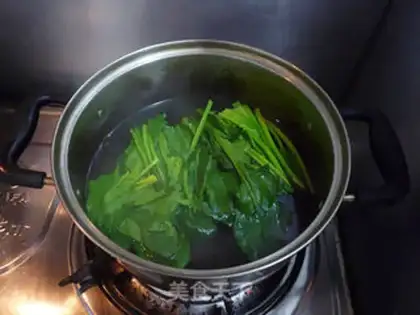 Make Wood and spinach step 3