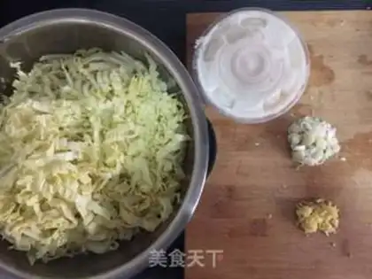 Make Shrimp rice soup step 0