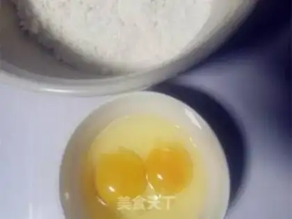 Make Hands on egg noodles step 0