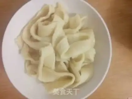 Make Hands on egg noodles step 3