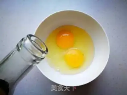 Make Scrambled eggs step 2