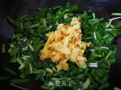 Make Scrambled eggs step 7