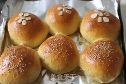 Make Homemade beef burgers step 5