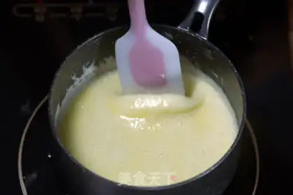 Make Salt cream cake step 10