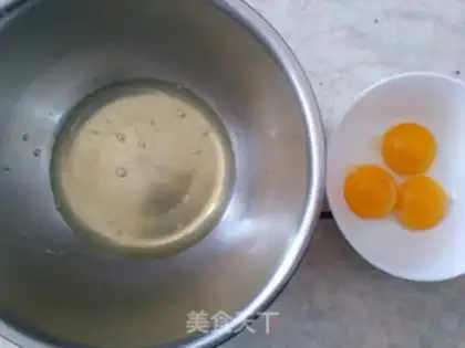 Make Strawberry cream cake step 0