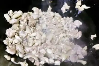 Make Potato mushroom chicken step 1