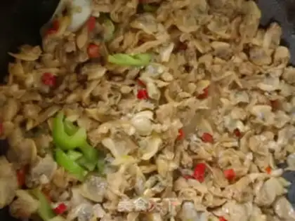 Make Spicy clams step 3
