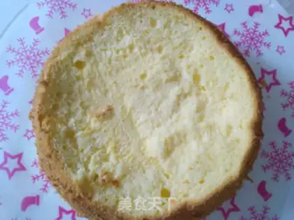 Make Strawberry cream cake step 8