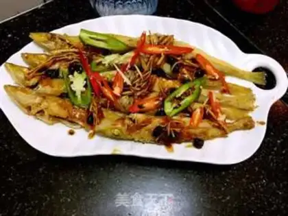 Make Fried sardines step 1