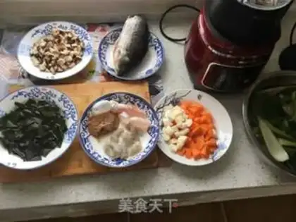 Make Cinnamon fish soup step 0