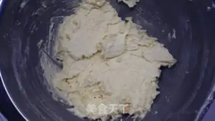 Make Tea-coloured cake step 3