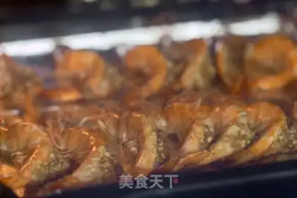 Make Smiling shrimp step 5