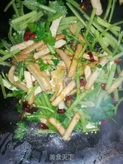 Make Celery fried beans step 5