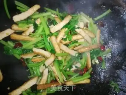 Make Celery fried beans step 6