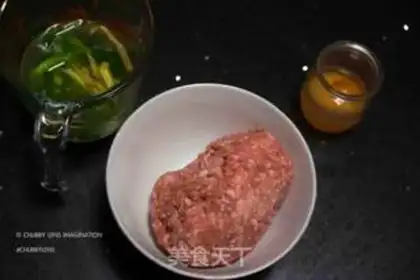 Make Salted egg meatloaf step 0