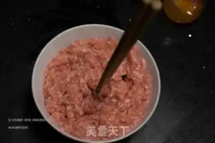 Make Salted egg meatloaf step 2
