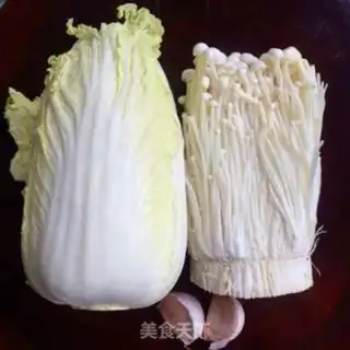 Make Big cabbage with golden needle mushrooms step 0