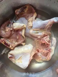 Make Chicken-wielded noodles step 0