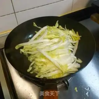 Make Big cabbage with golden needle mushrooms step 5
