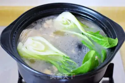 Make Seafood noodles step 5