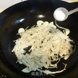 Make Big cabbage with golden needle mushrooms step 11