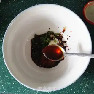 Make Spicy noodles step 4