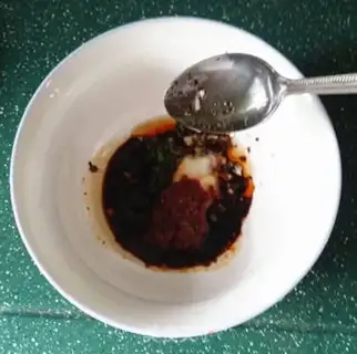 Make Spicy noodles step 5