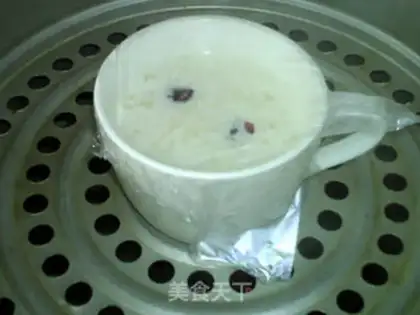 Make Cranberry snow milk step 5